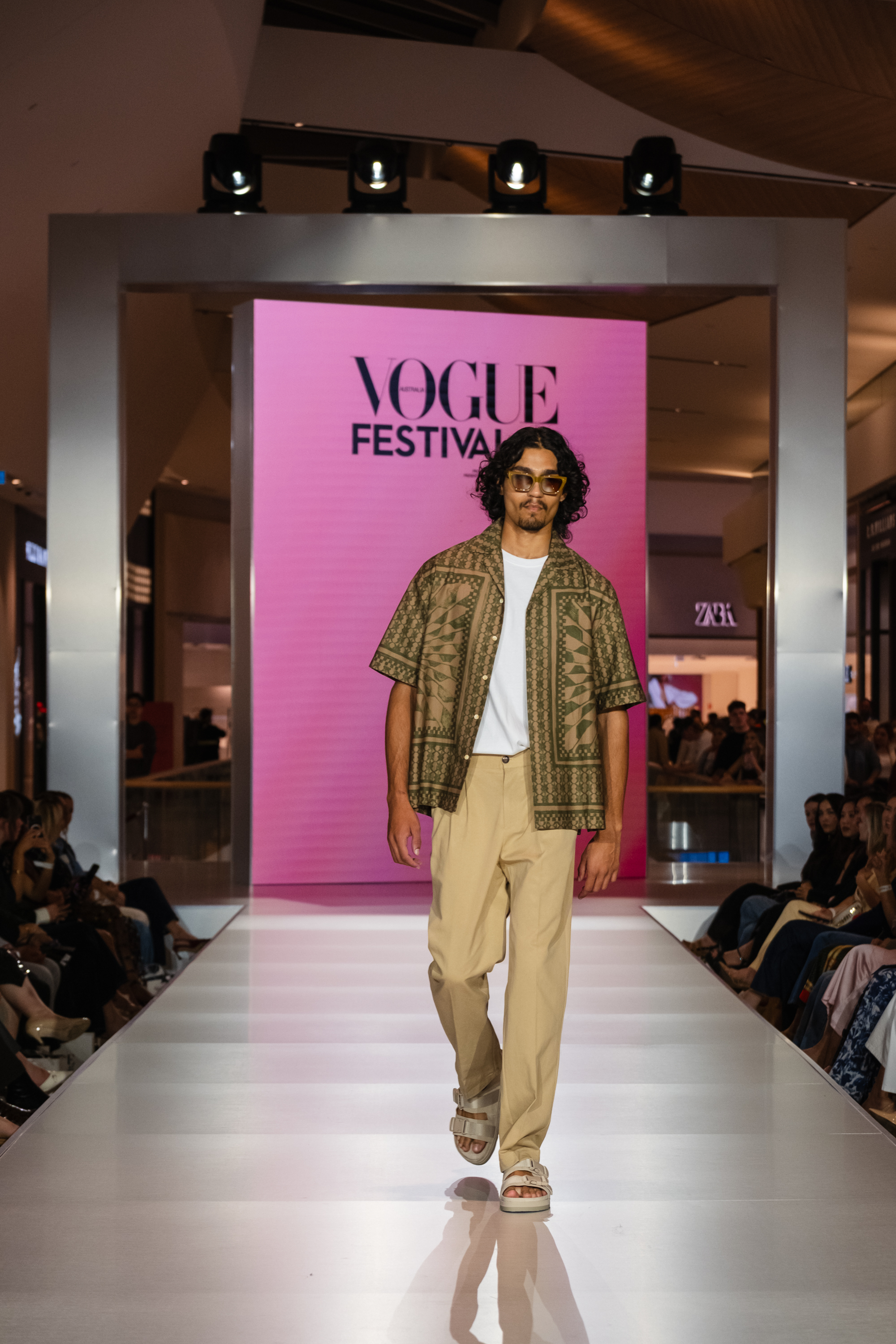 kar - Runway look seven