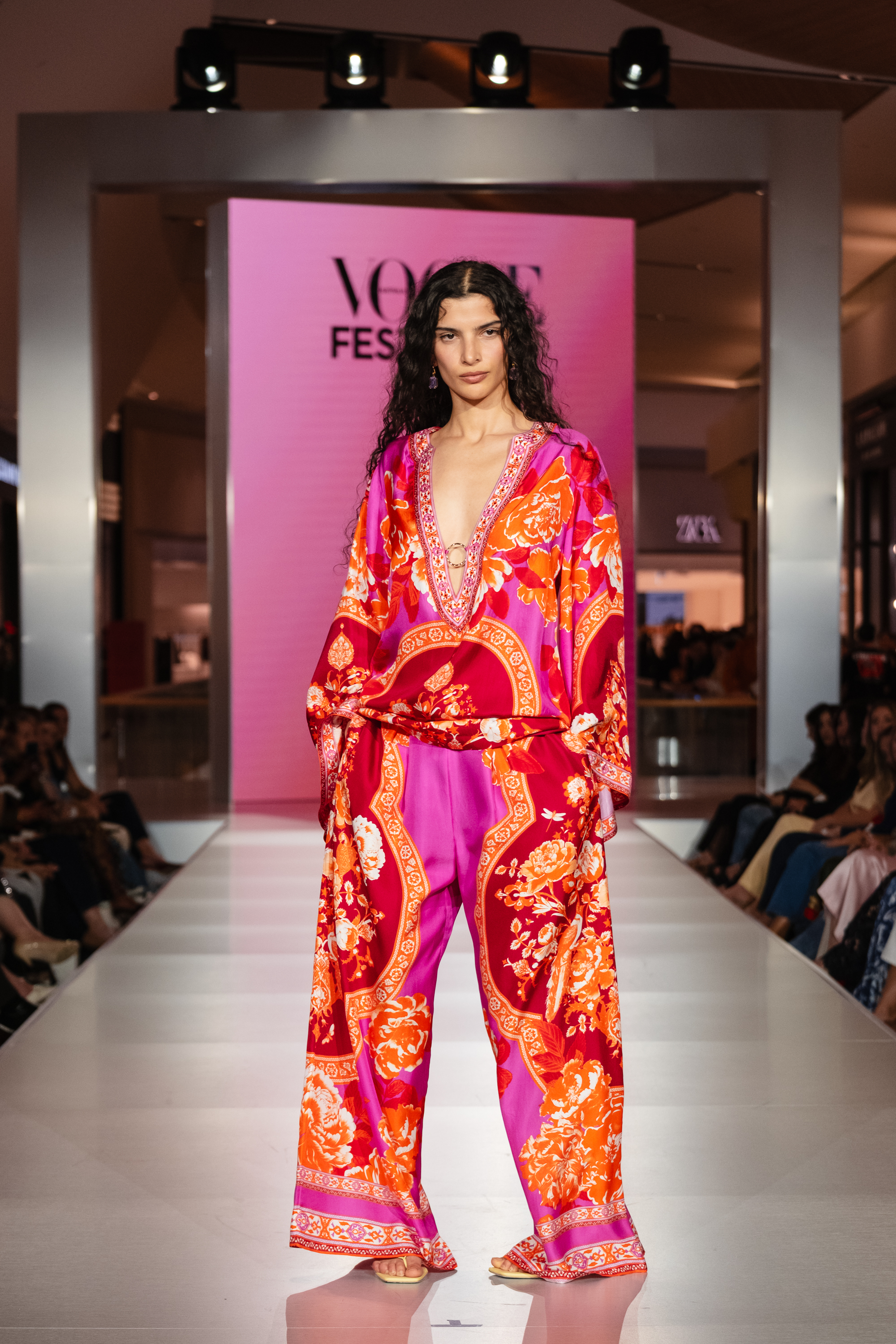Runway look 45