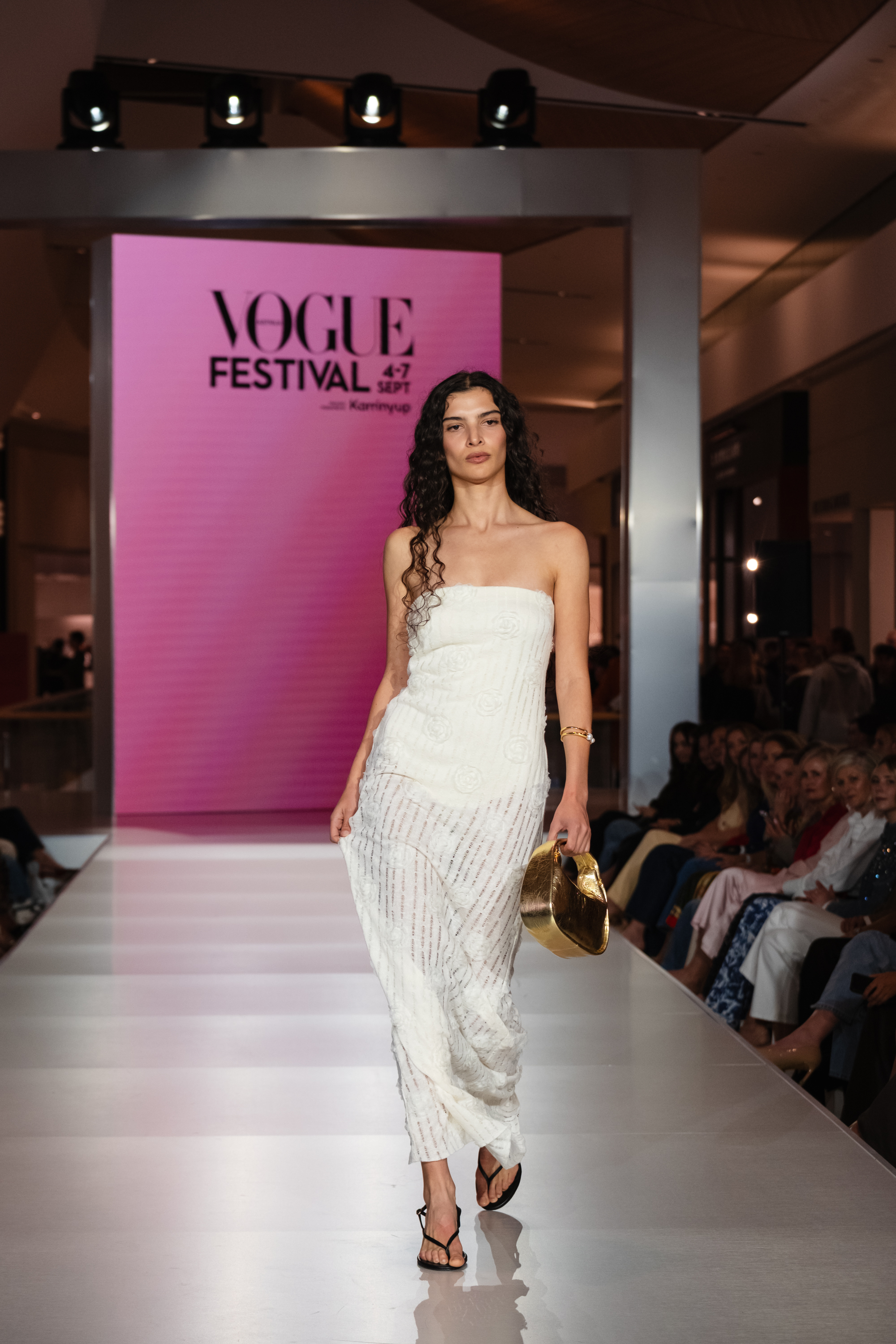 Kar - Runway look fifteen