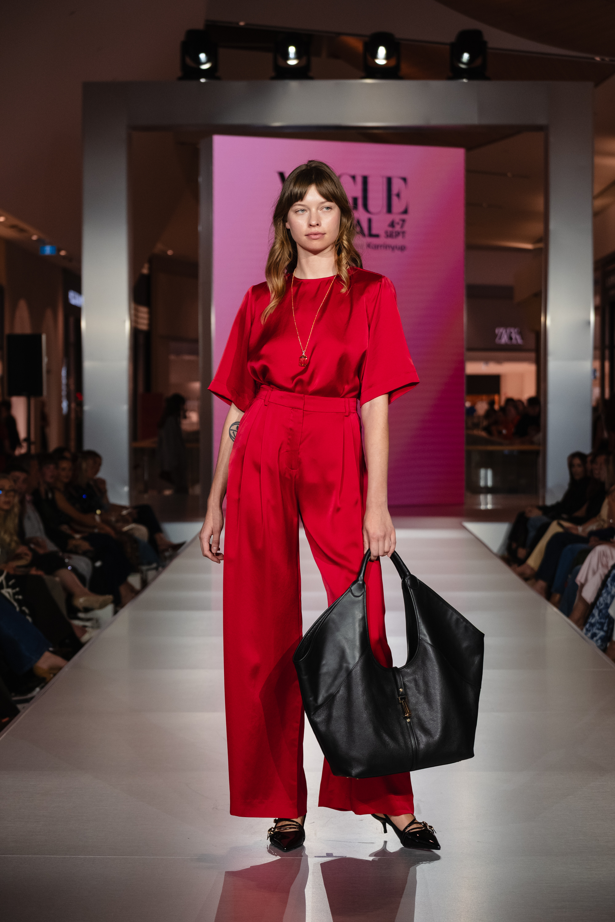 Runway look 30