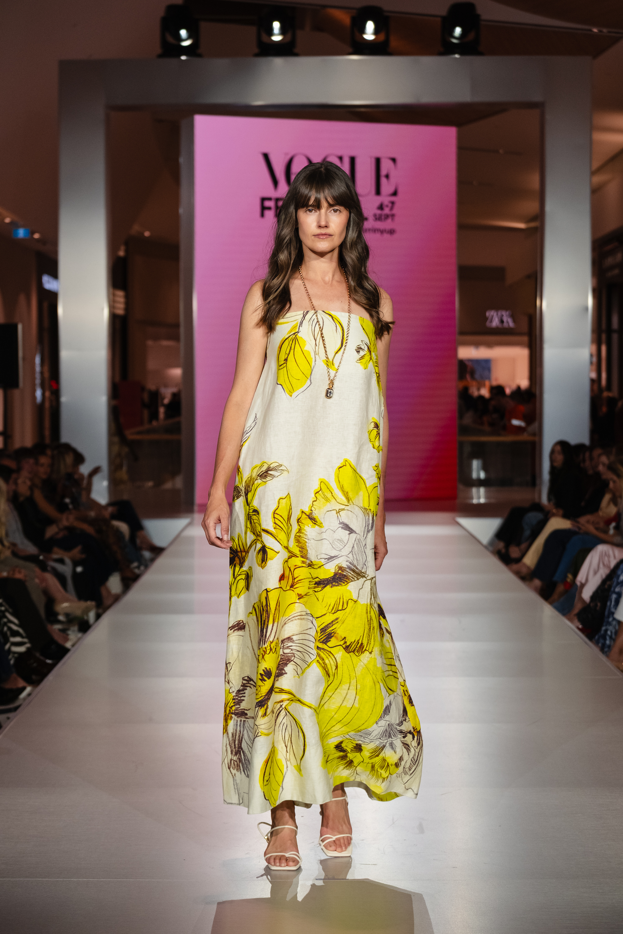 Runway look 58